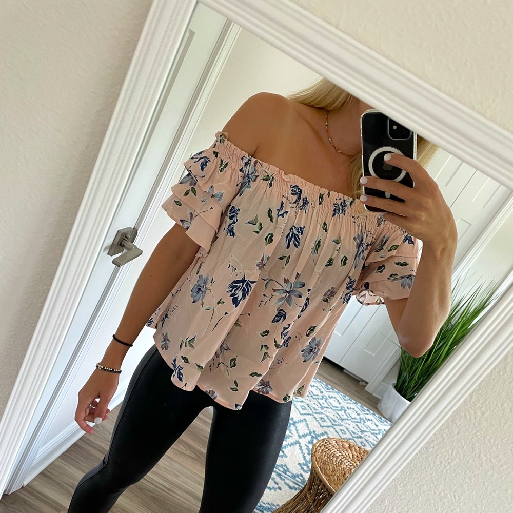 ASTR off shoulder flowy flowers print top